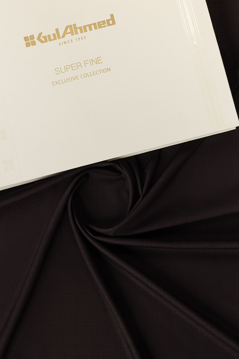 Adorn Unstitched Fabric Blended With Gift Box