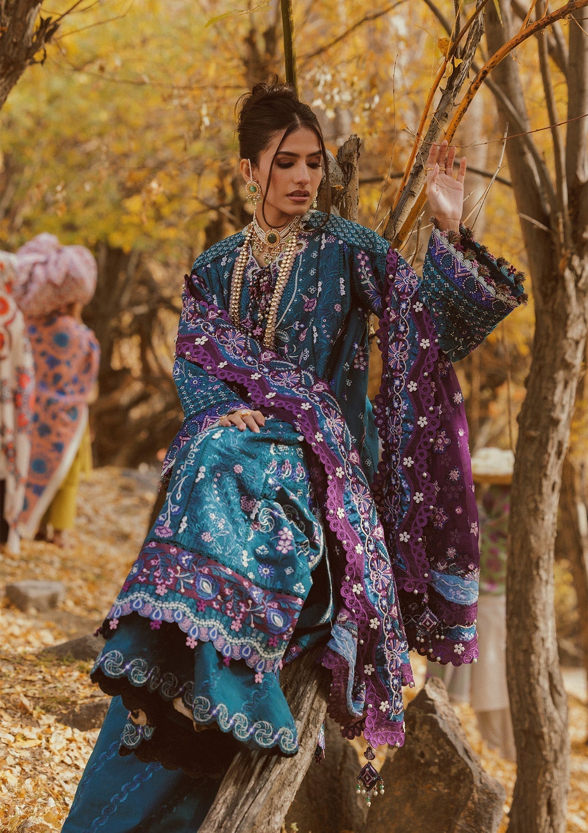 Aik Atelier Vol. 1 Look 02 Style — Mairaz Lawn Suit