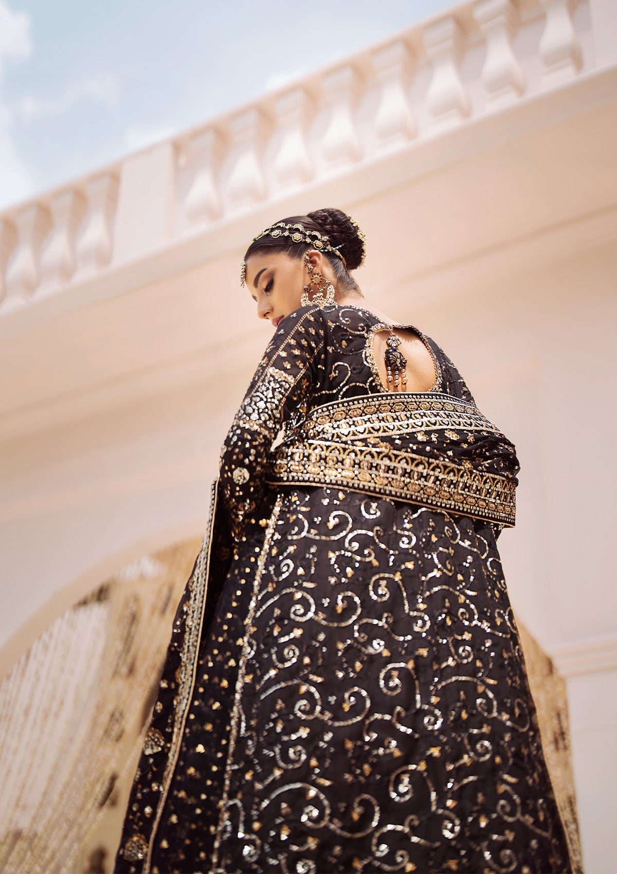 Aik Atelier Look 07 Style — Mairaz Three-Piece Suit