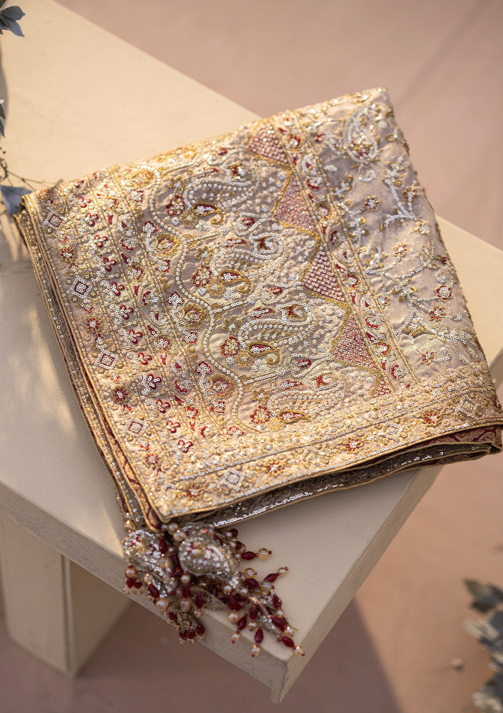 Aik Atelier – Gold Tissue WDA25 Style