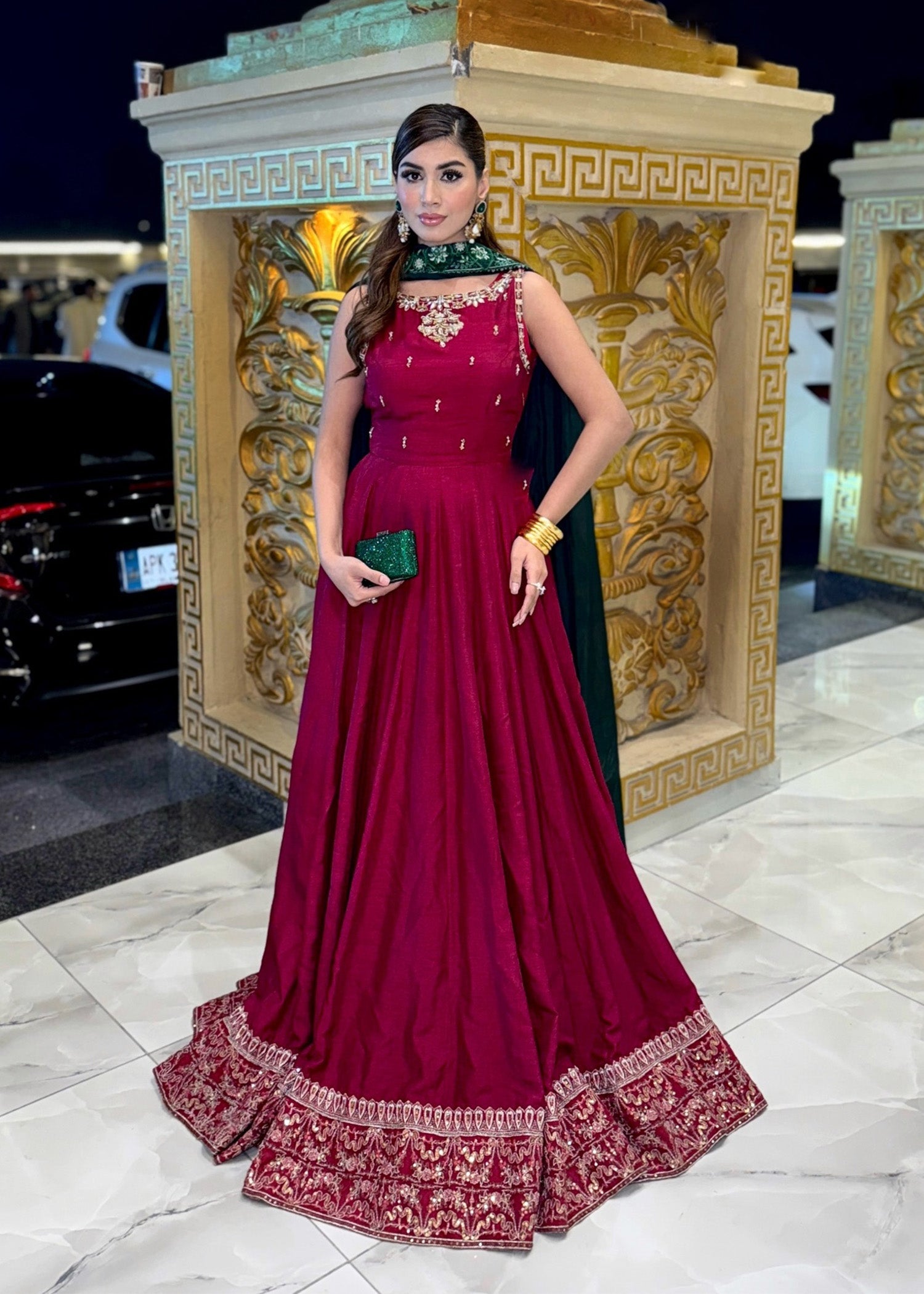 sadaf-fawad-khan-pool-52897461