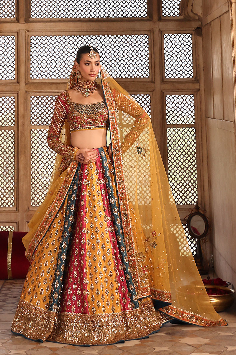 Aisha Imran – Zardan Style