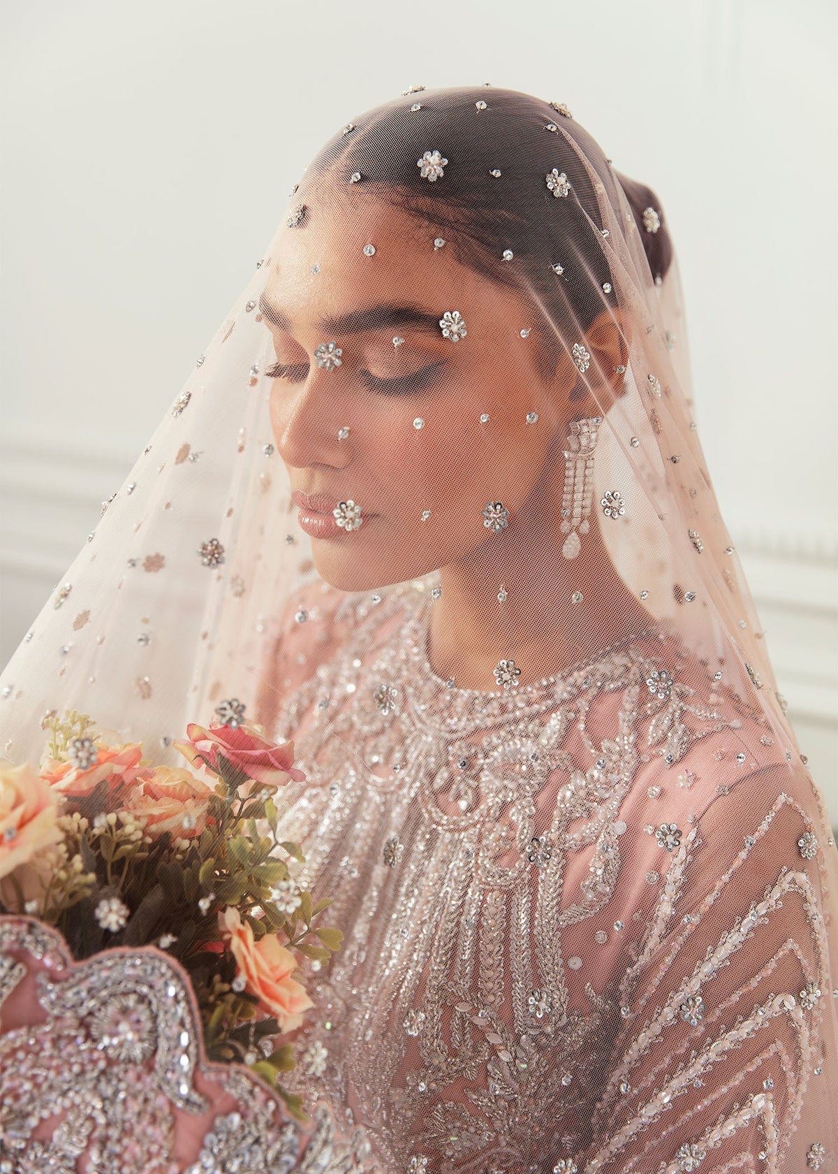 Akbar Aslam – Hyacinth (Pink) Style