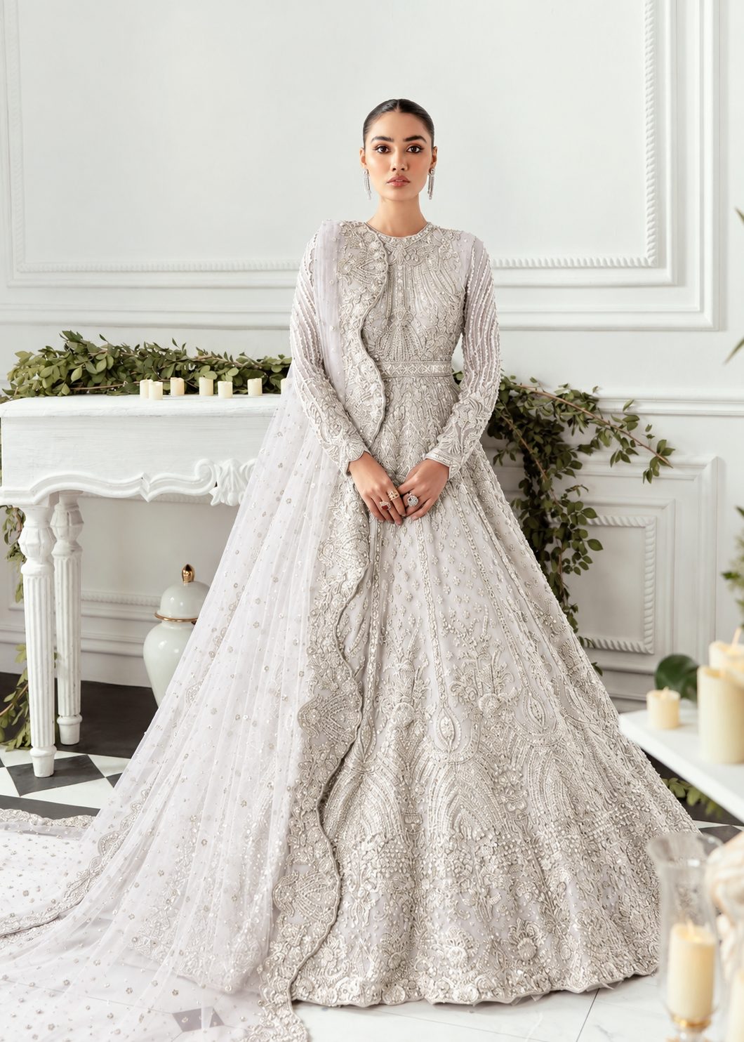 Akbar Aslam – Hyacinth (White) Style