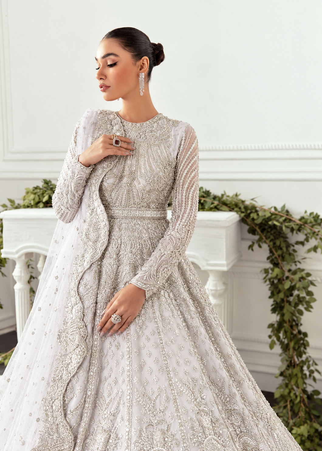 Akbar Aslam – Hyacinth (White) Style