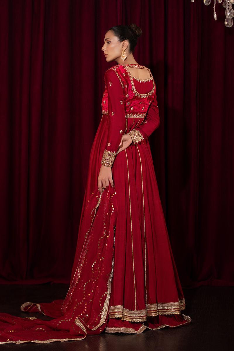 https://cdn.shopify.com/s/files/1/0923/1931/8403/files/al-johora-festive-wear-by-alizay-saad-509963_8fd7269c-cd8a-49b3-9262-92d90f13db35.jpg?v=1756725183