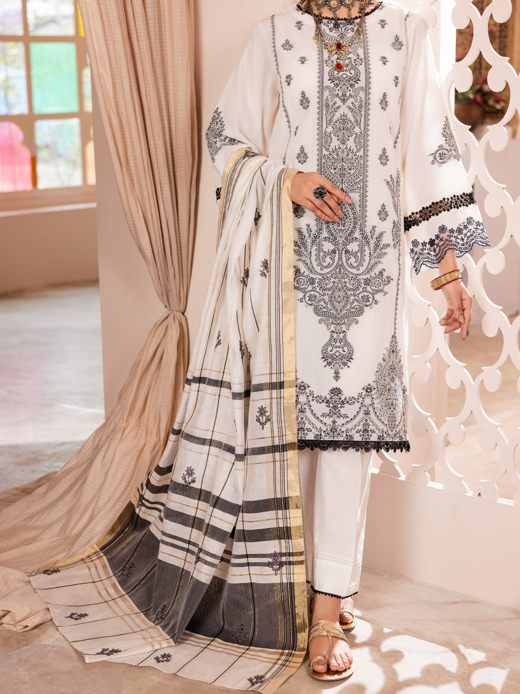Off White Jacquard 3Pc Unstitched - ALP-3PS-1906