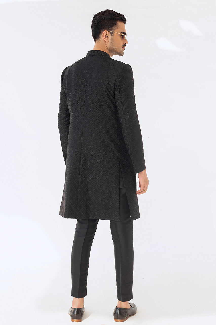https://cdn.shopify.com/s/files/1/0588/3661/5221/products/amaan_3_e04c5774-056c-47b8-a5a7-7404bd7c3e83.jpg?v=1754988093