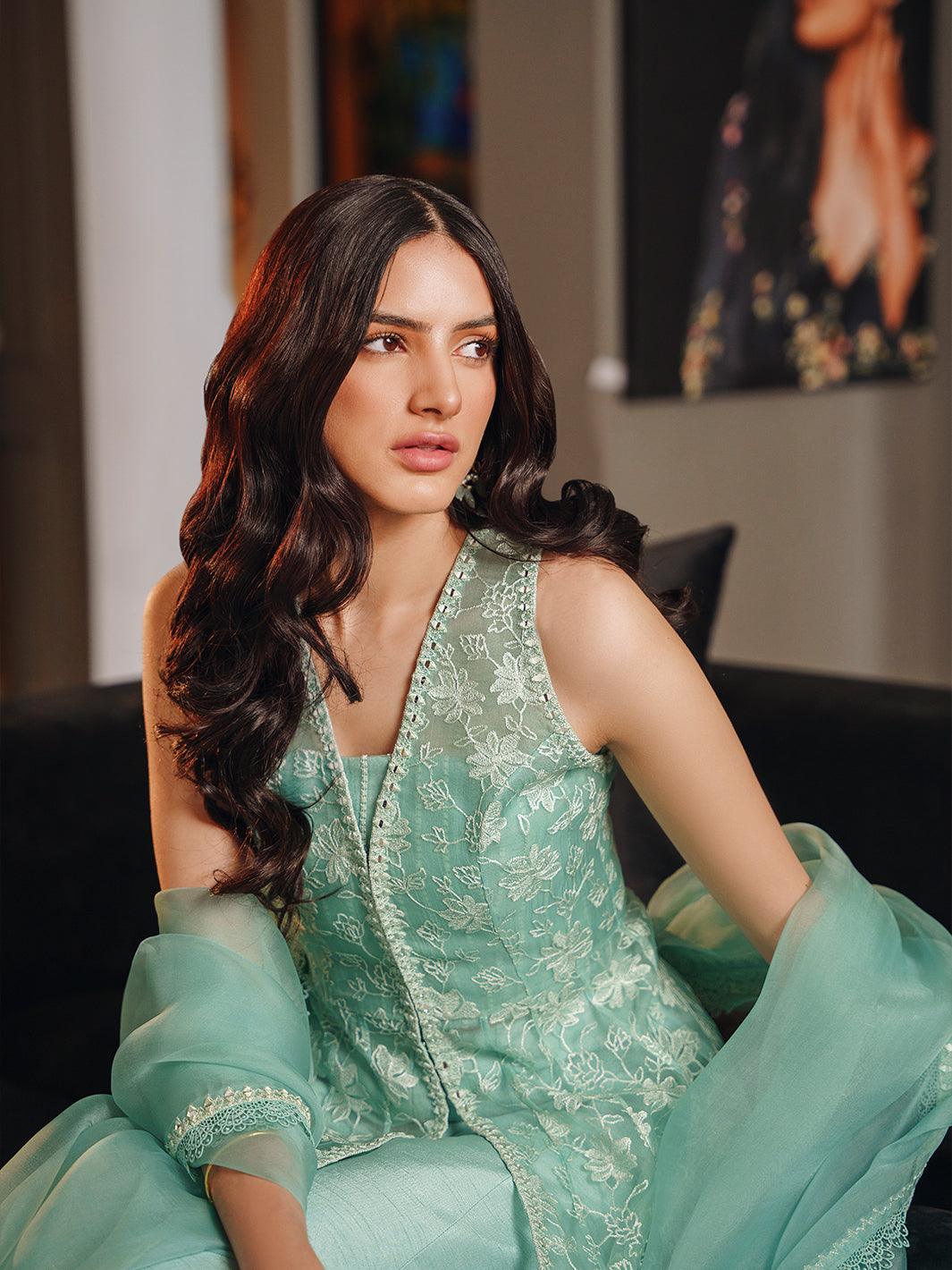 Amroz Atelier