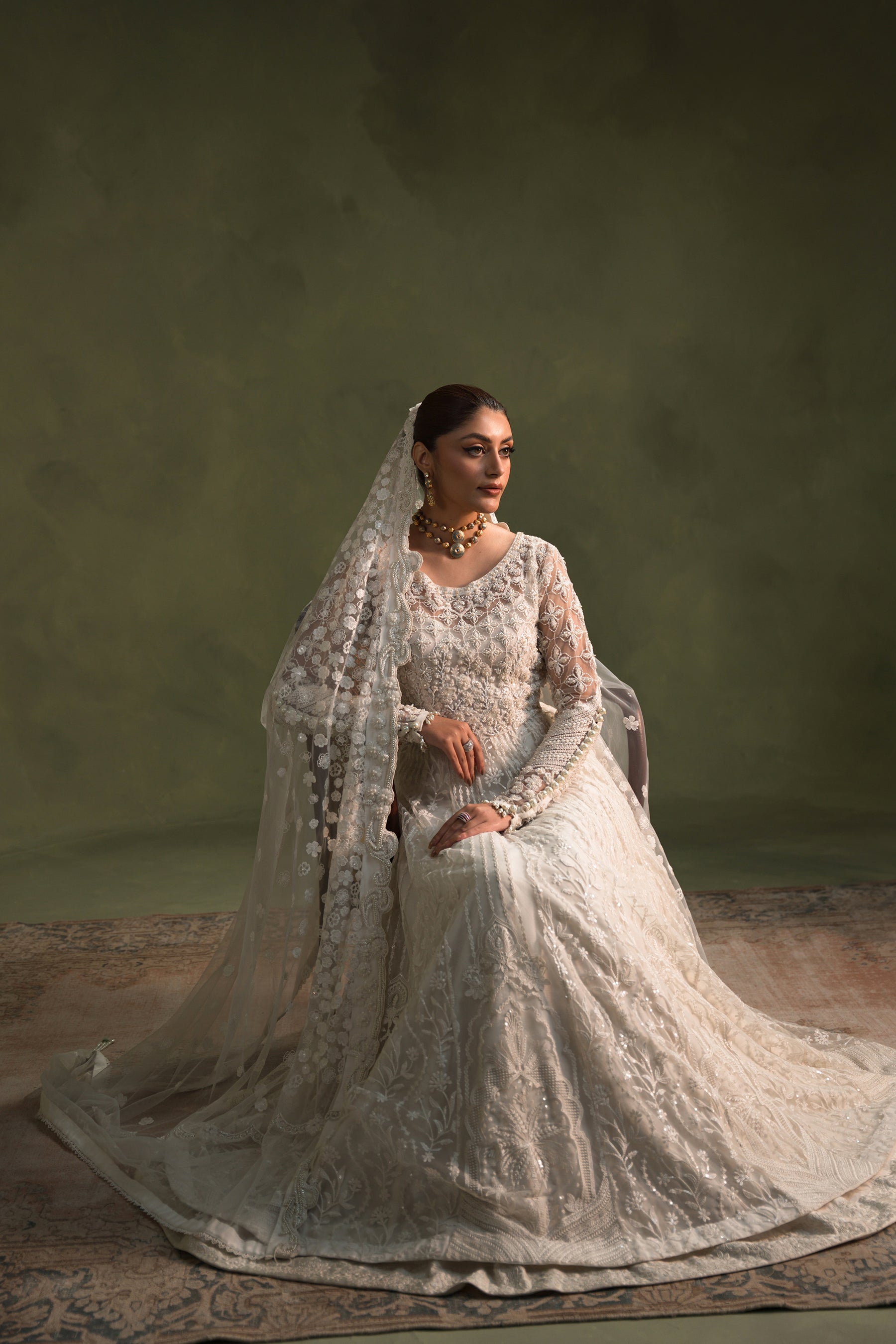 Ammara Khan – Moonbeam Style