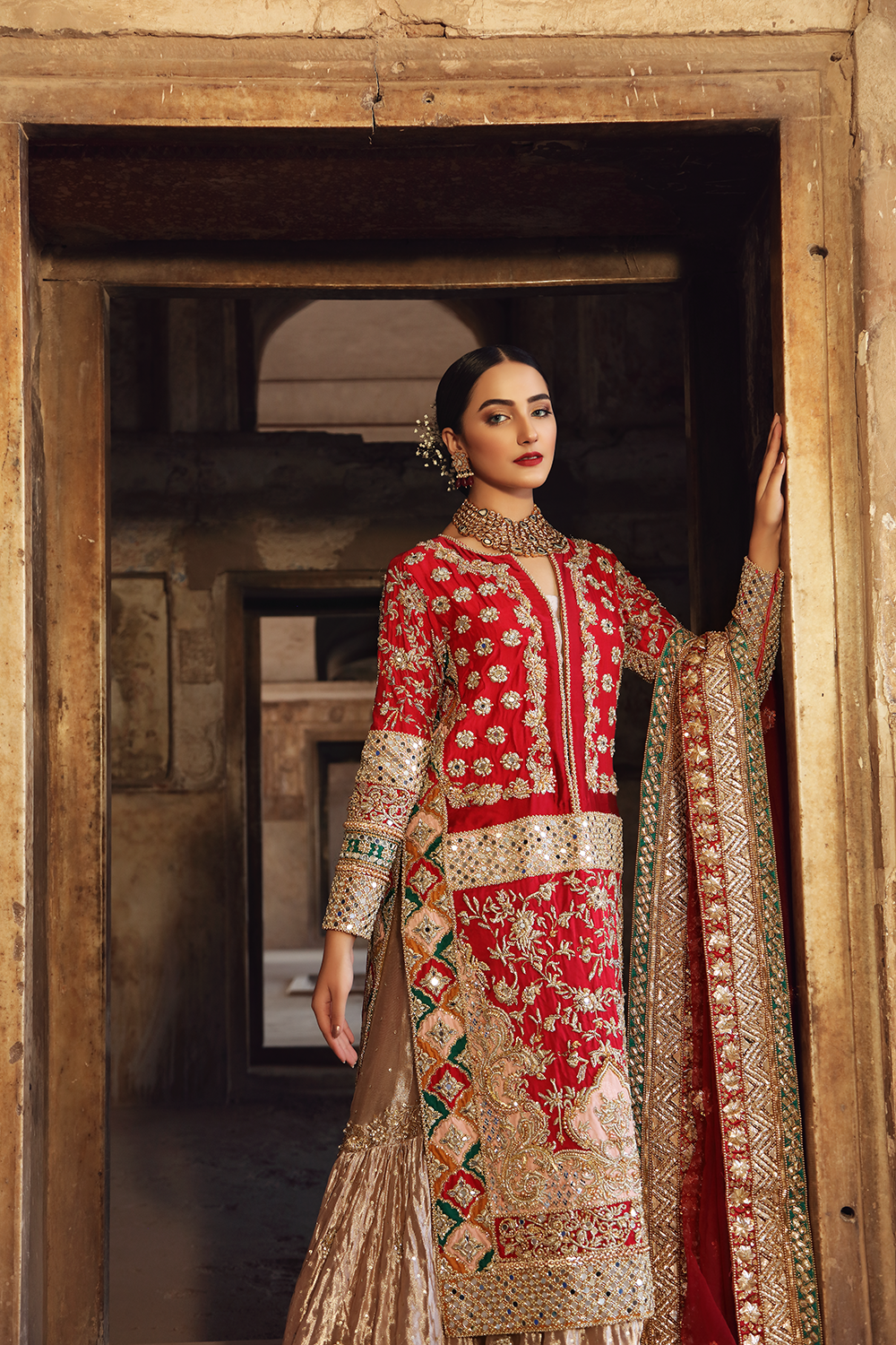 https://cdn.shopify.com/s/files/1/0560/5431/7229/products/anarkali-sumairaaurangzeb-856481.png?v=1664394186