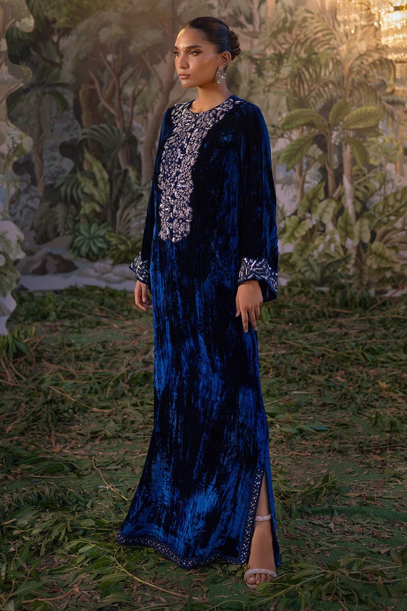 Anaya Velvet Luxe Jalabiya by Alizay Saad