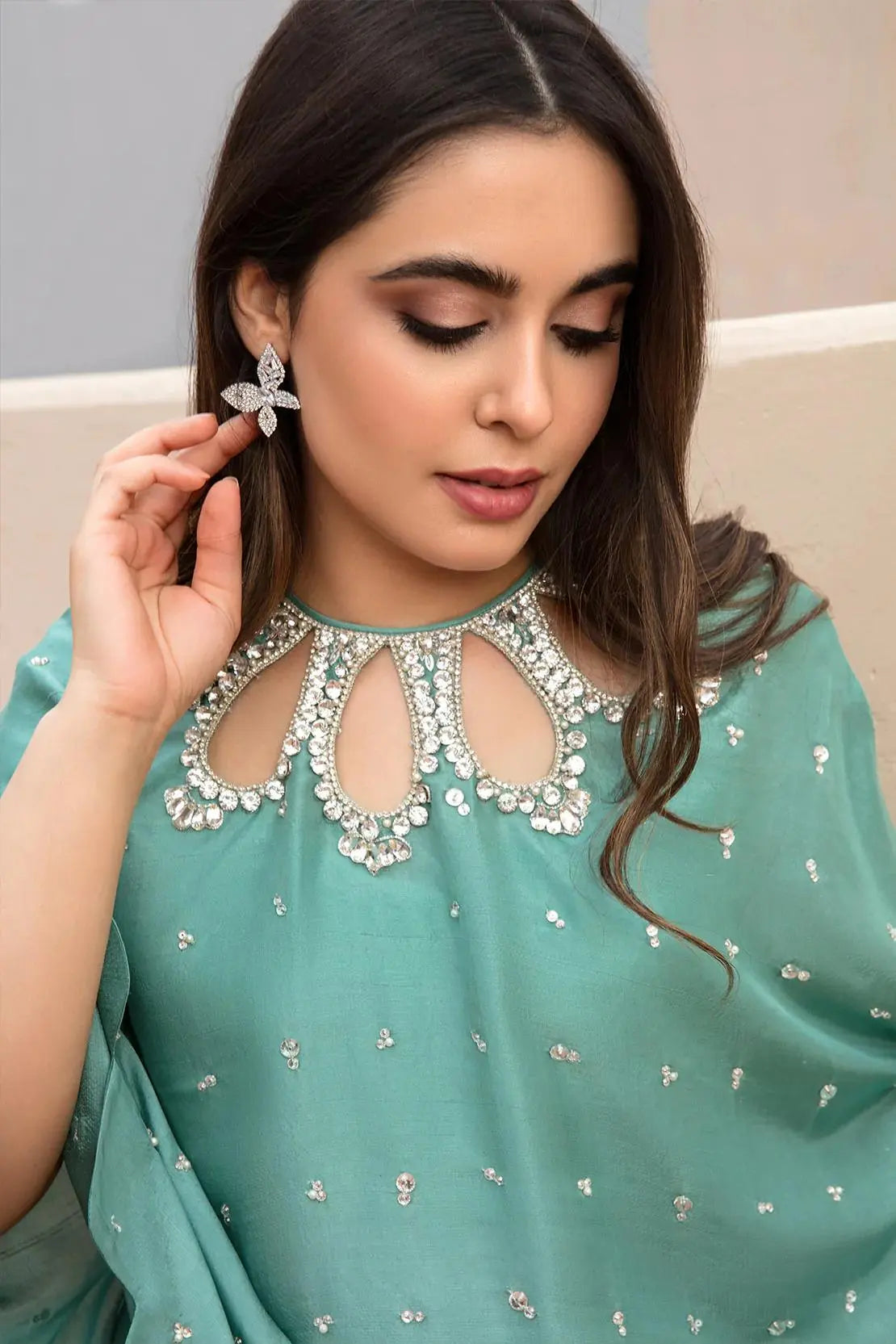 https://cdn.shopify.com/s/files/1/0923/1931/8403/files/ania-by-alizay-saad-445624_4c2902dc-f2a0-4b25-bbf2-1282dce256fd.jpg?v=1756725191