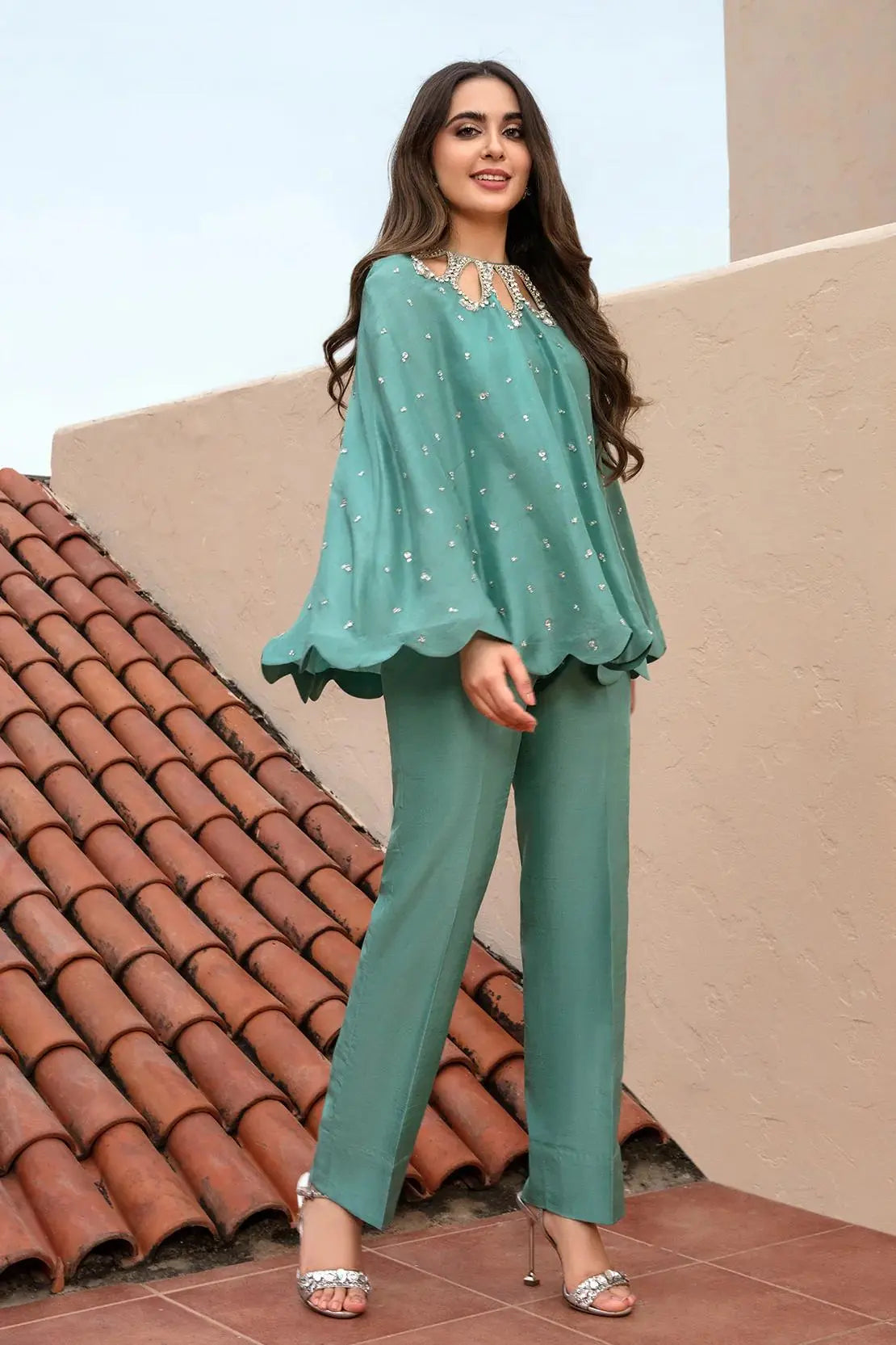 https://cdn.shopify.com/s/files/1/0923/1931/8403/files/ania-by-alizay-saad-512170_52d06f73-e666-4b1d-bf75-1830e522f0a2.jpg?v=1756725191