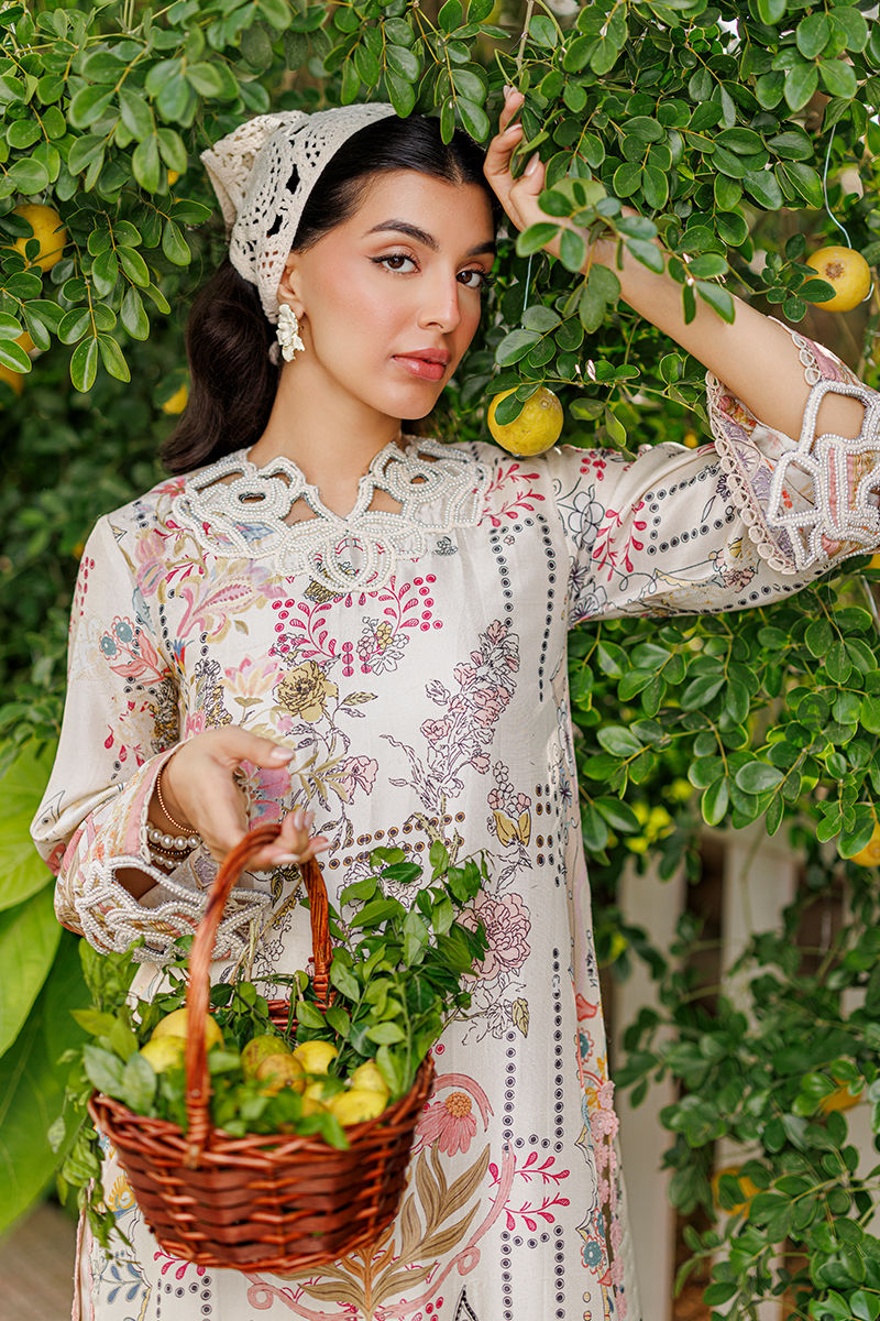 Ansab Jahangir Petaline Style