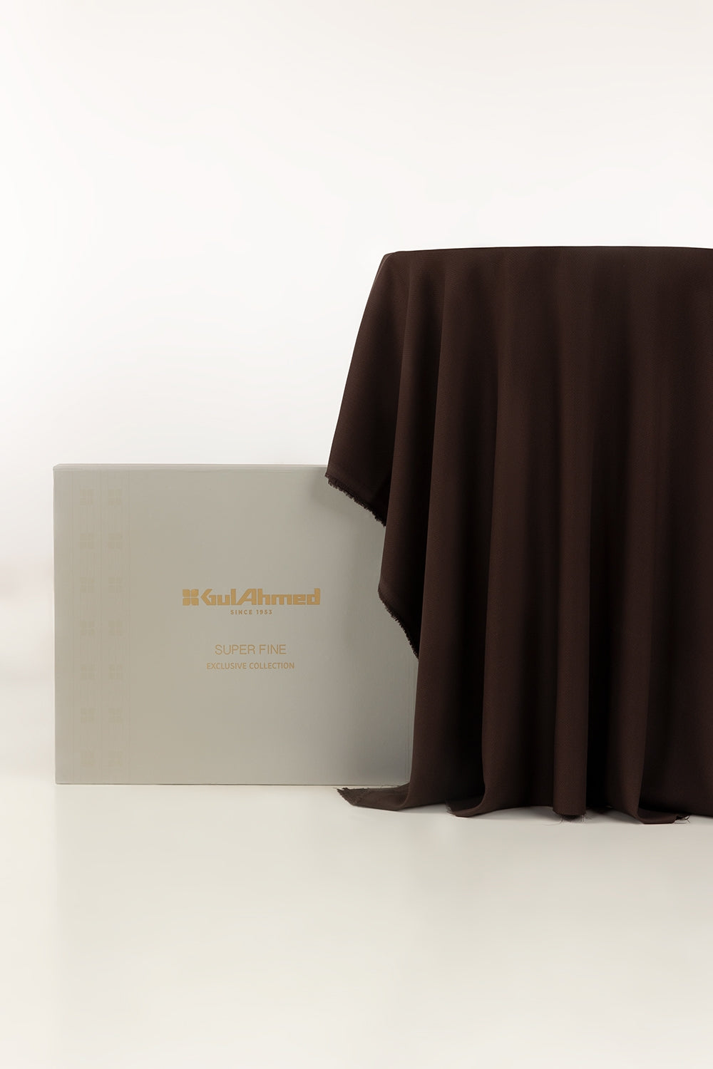 Aquila Unstitched Fabric Blended With Gift Box