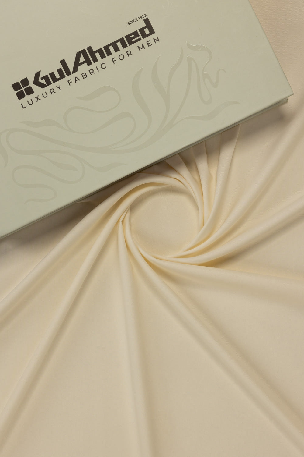 Arcadia Unstitched Fabric Blended With Gift Box