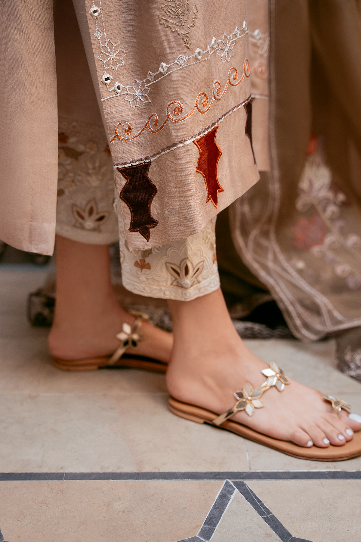 Asmira Shalwar