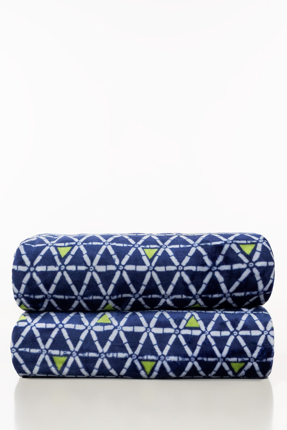 Aw24-Neon Triangle Single Ply Fleece Throw
