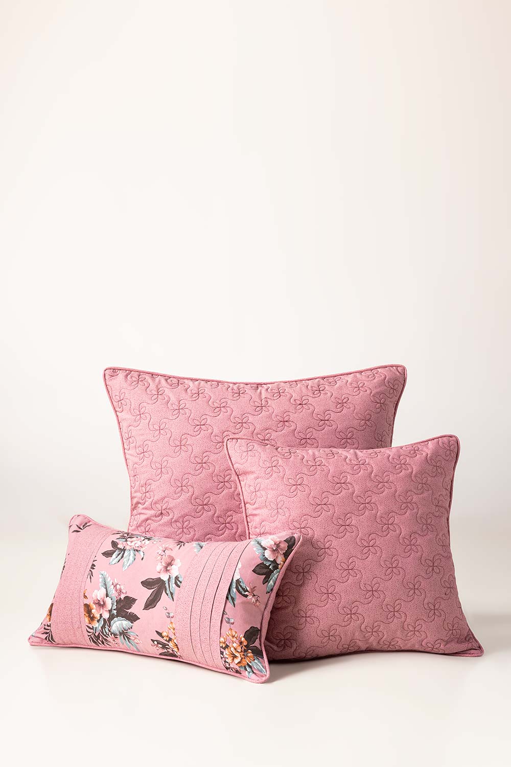 Azalea T-150 Square Cushion Cover