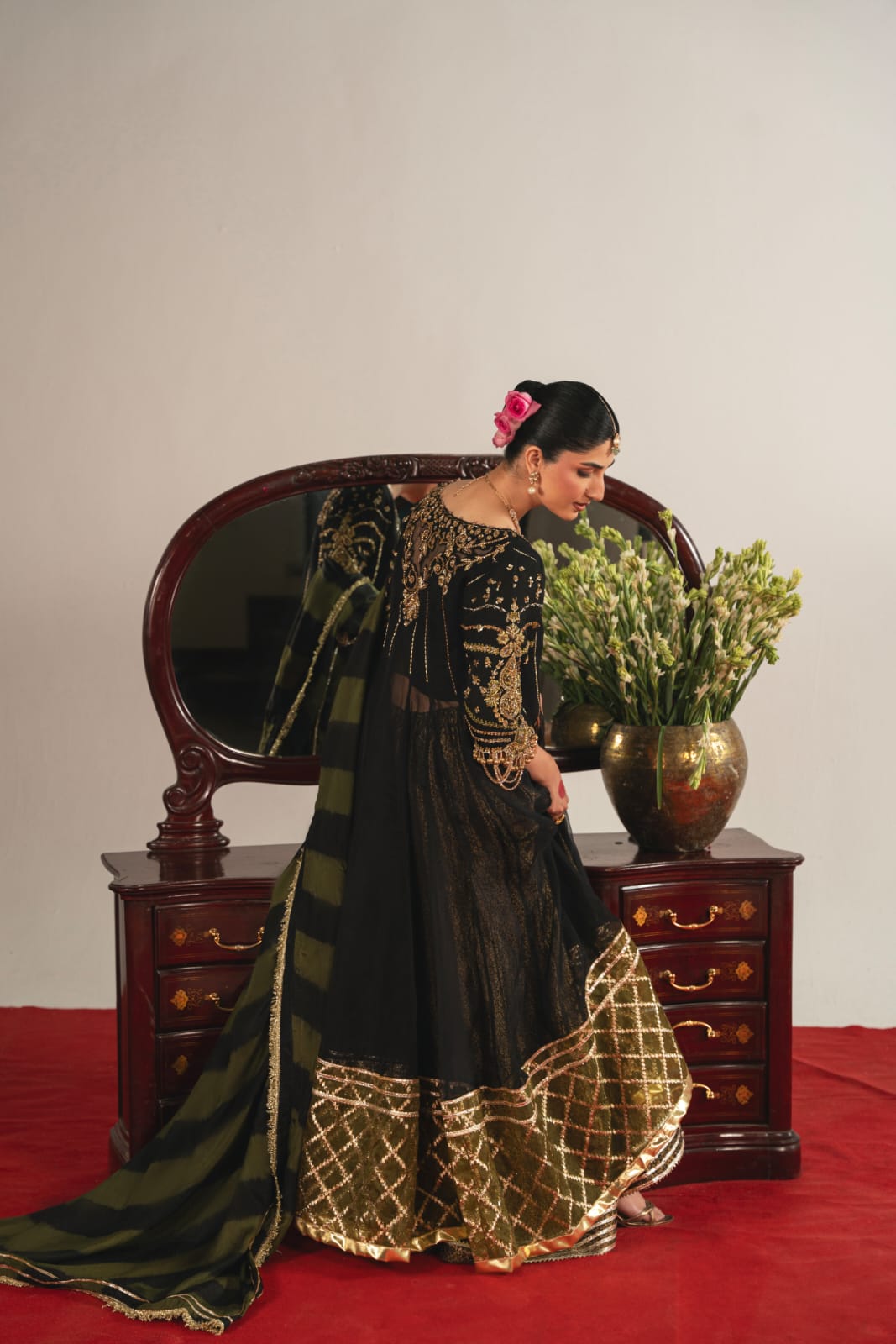Black Hania Kalidaar