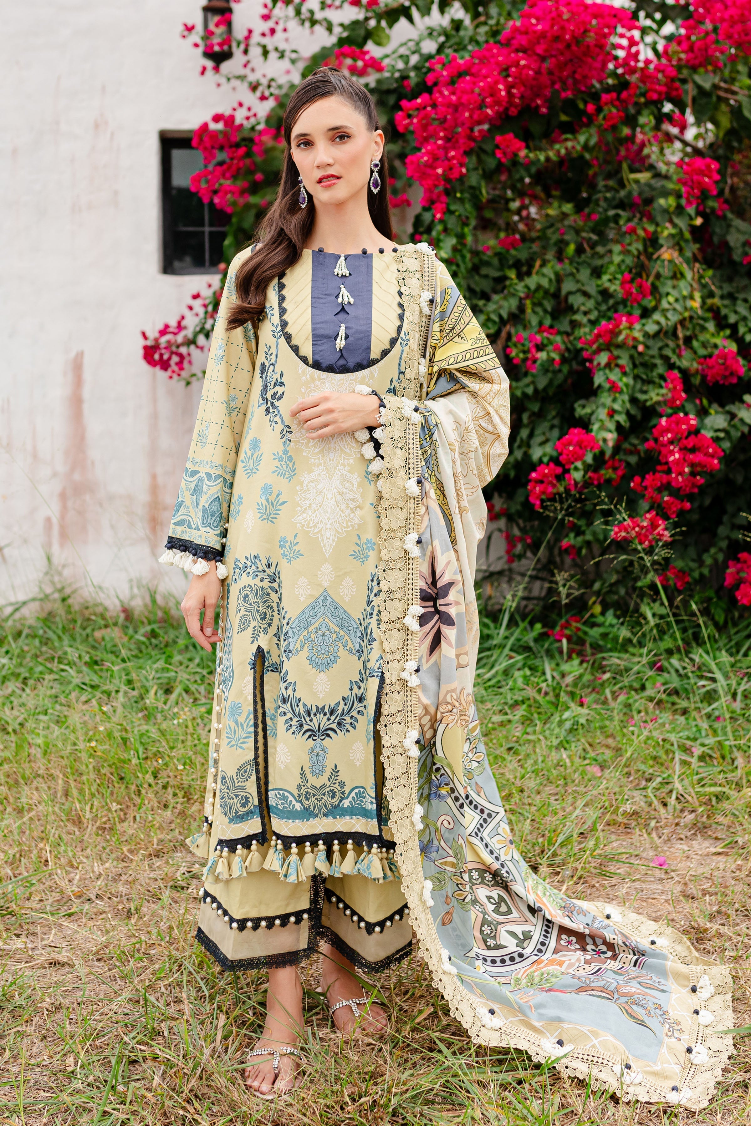 URBANE DIGITAL LAWN LT YELLO-Jade Urbane Lawn Prints – 20471 A (RTS)