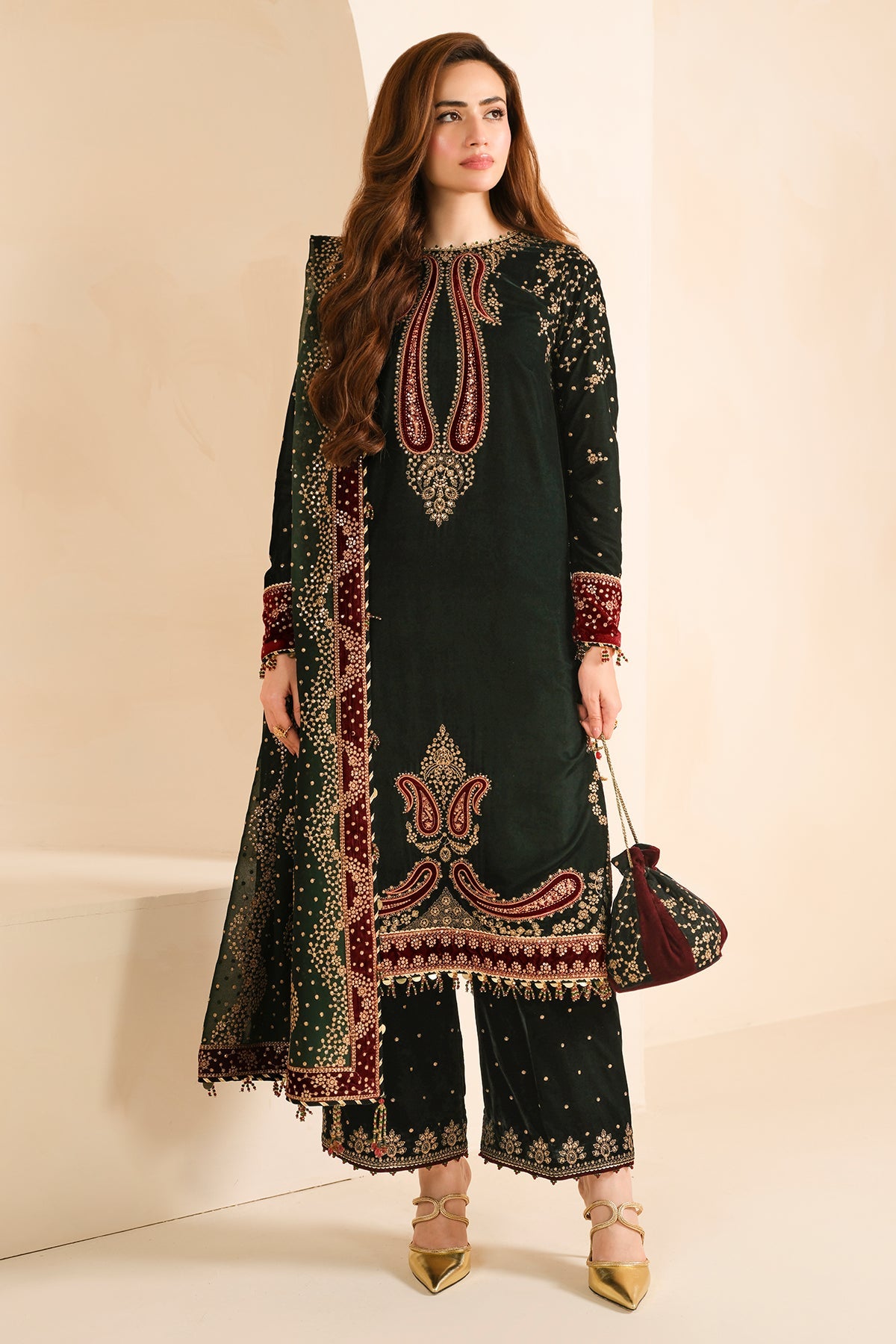 Embroidered Velvet Formal Vf-2034
