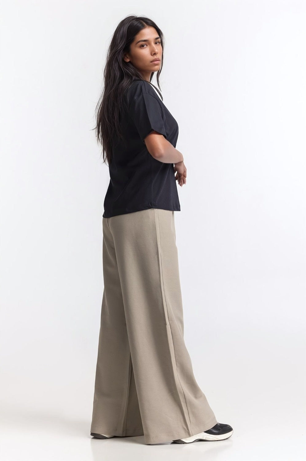 Basic Regular Fit Tee