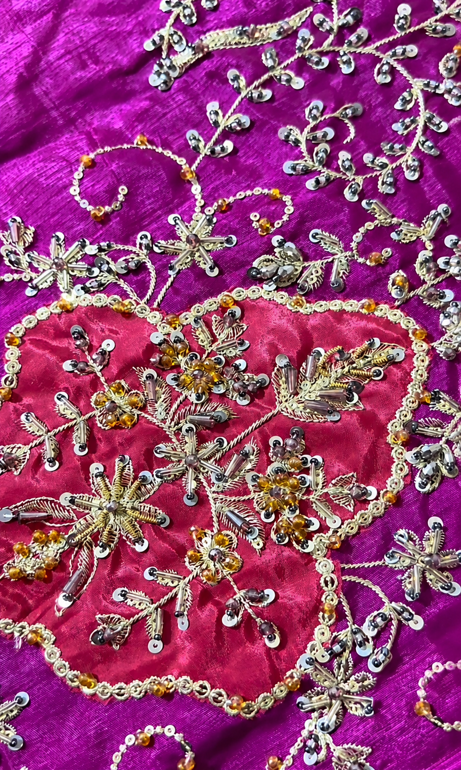 Farah Talib Aziz – Bita Magenta Style