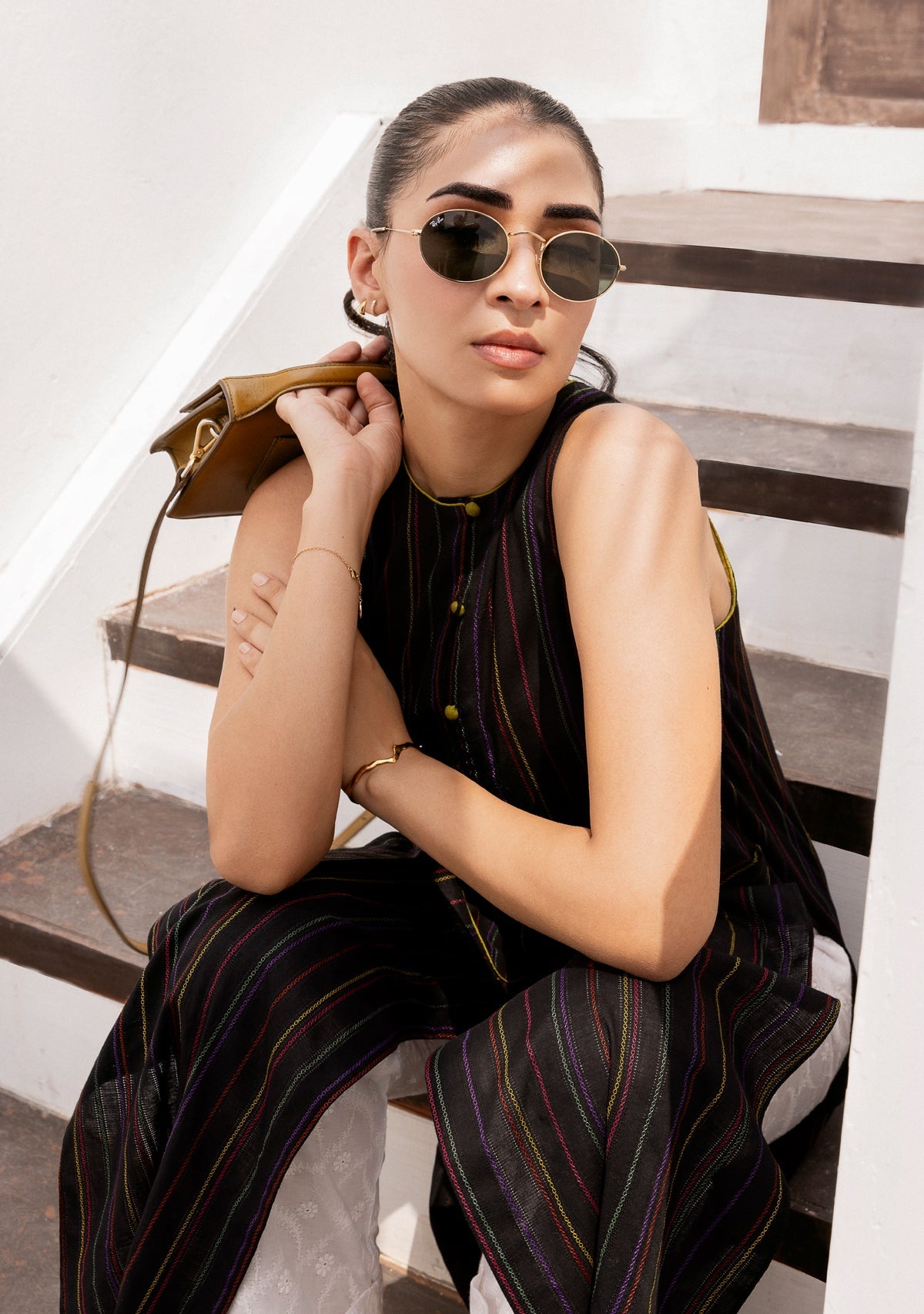 https://cdn.shopify.com/s/files/1/0524/2070/6504/files/black2_2a6ded8e-1bf9-4de6-8592-dc96eed48eb5.jpg?v=1752232734