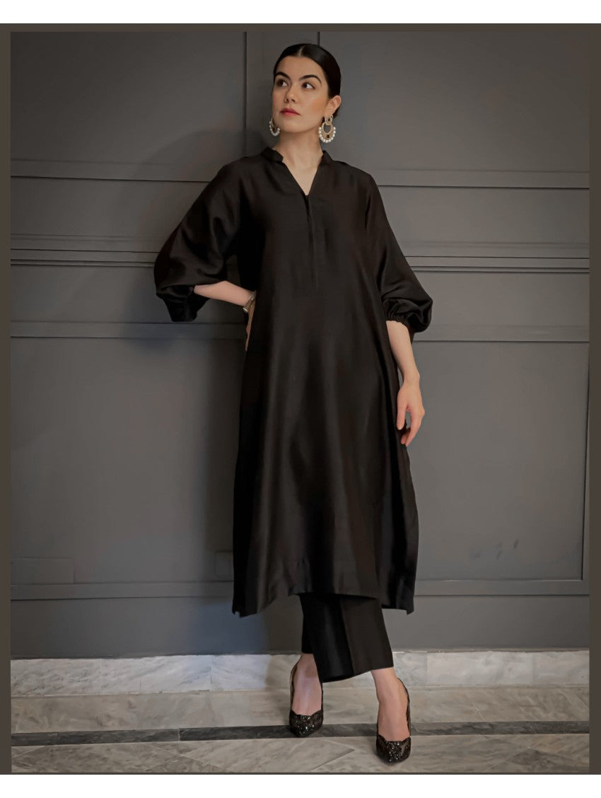 Solids - Black