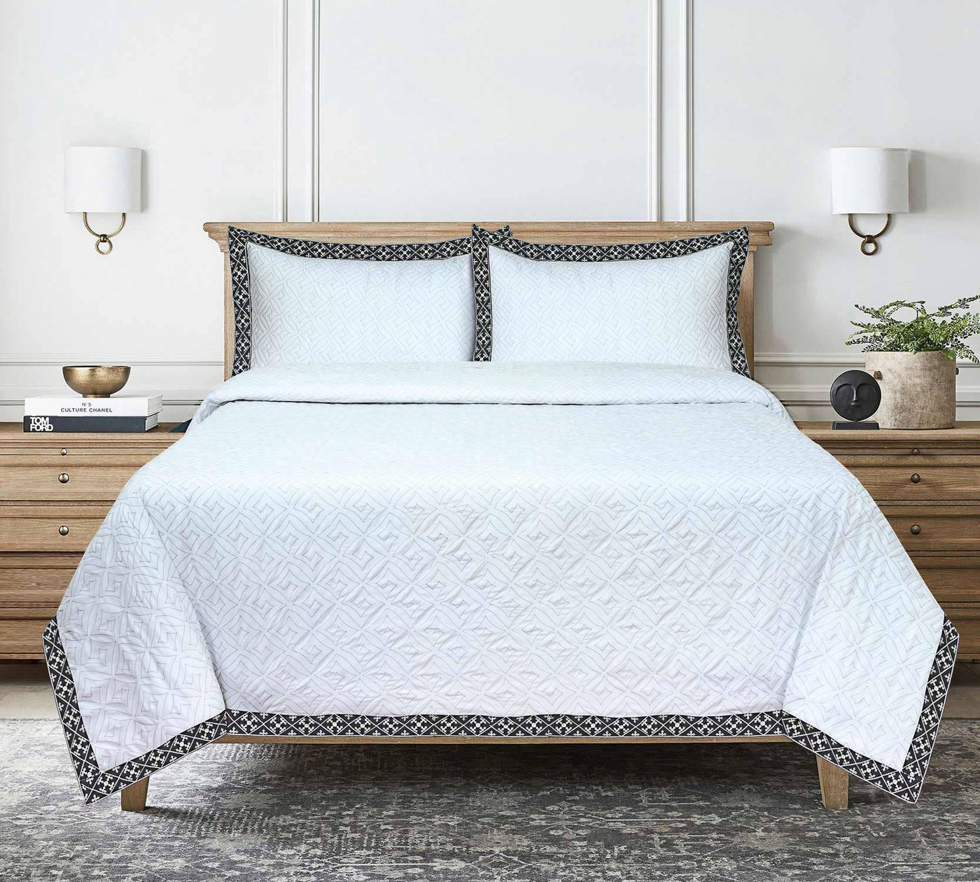Black And White Quilt Cover Set