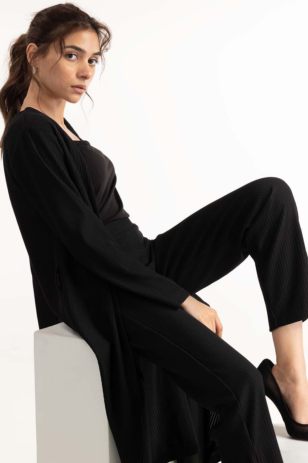 Regular Fit Black Bottom