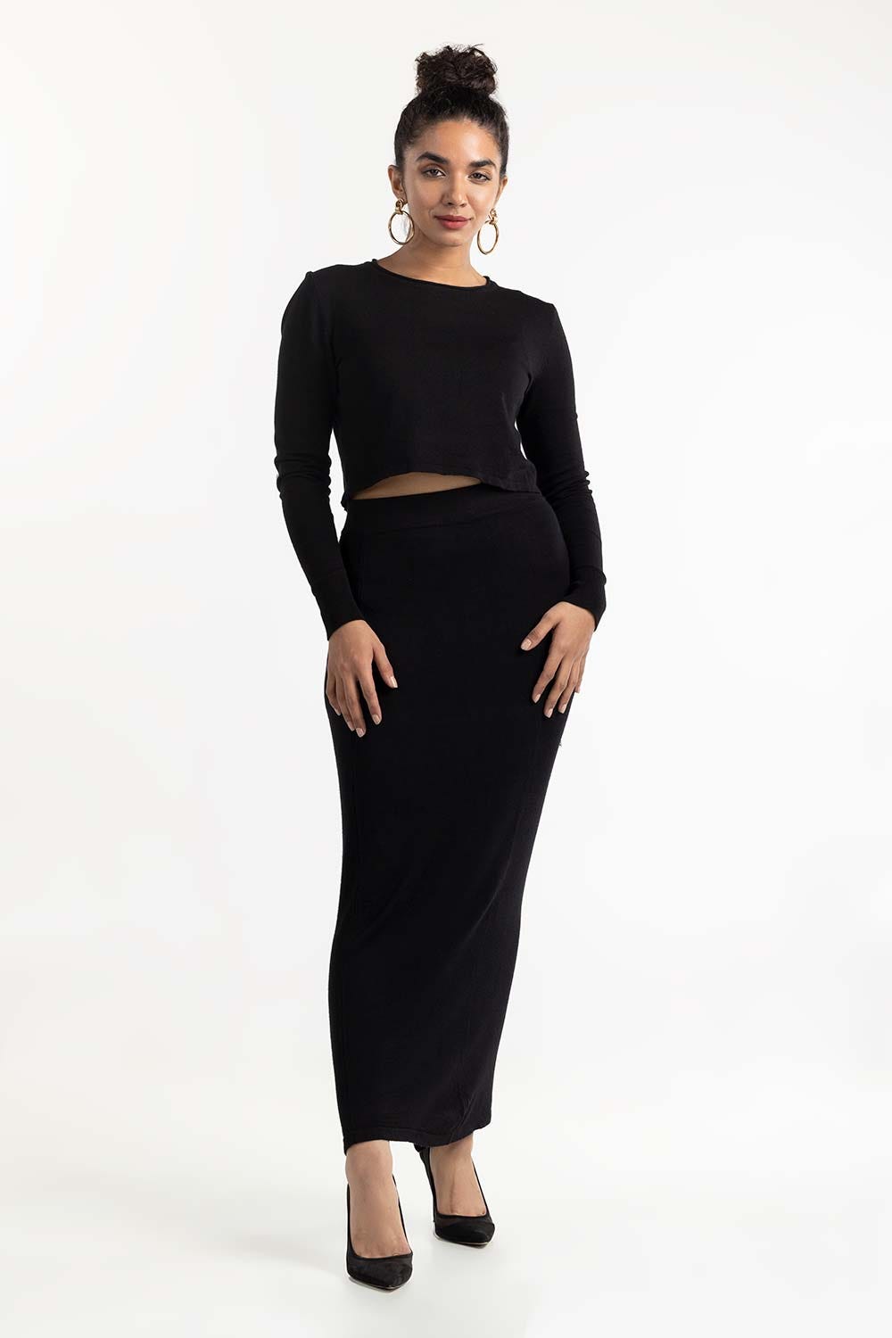 Black Basic Cropped Knit Sweater