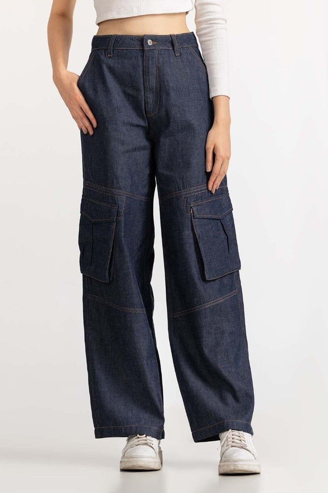 https://cdn.shopify.com/s/files/1/0706/3253/8159/files/blue_basic_jeans_wm-jns-ws23-012_5.jpg?v=1758455051