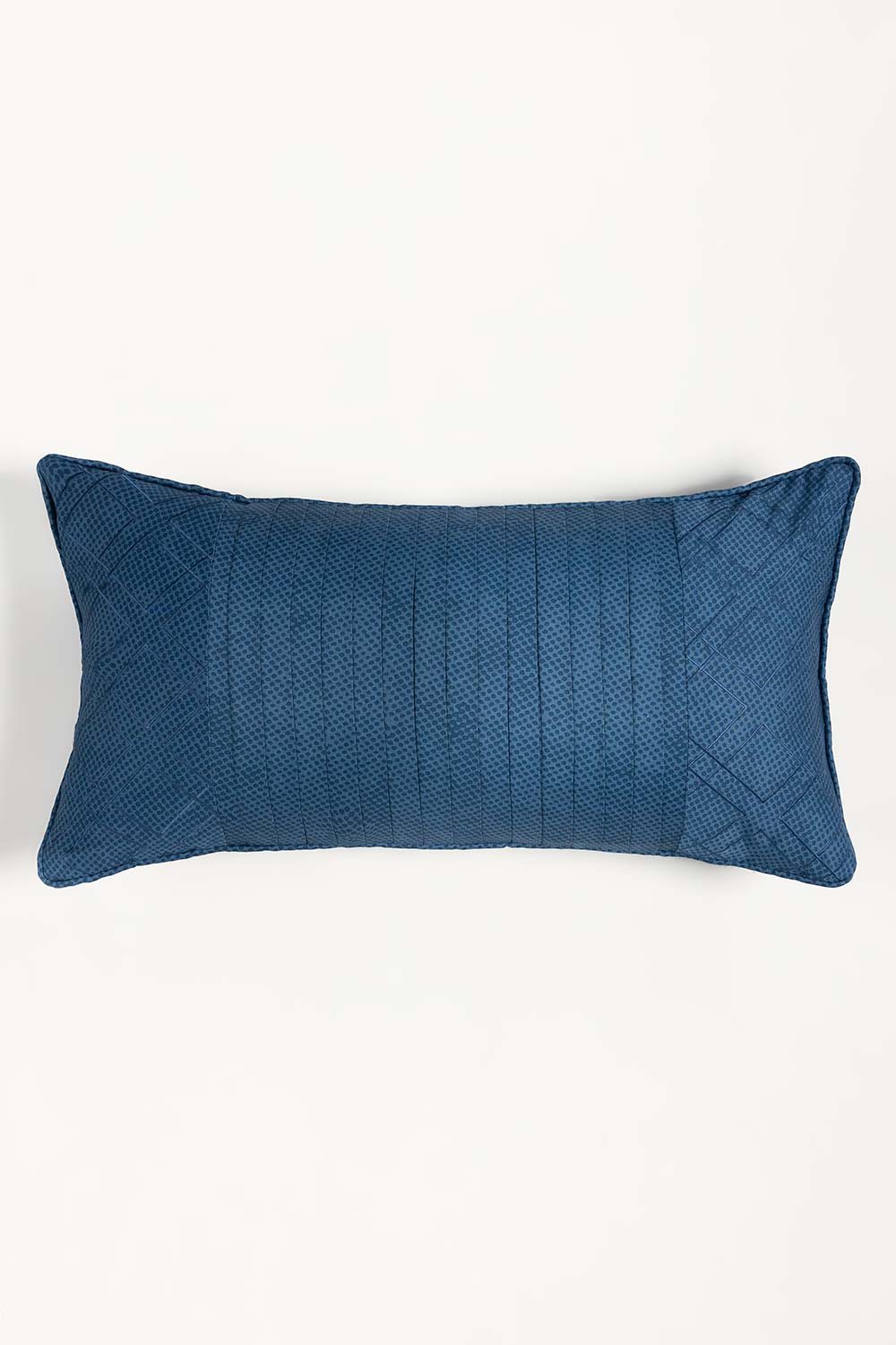 https://cdn.shopify.com/s/files/1/0706/3253/8159/files/blue_stroke_t-200_deck_cushion_cover_1.jpg?v=1758373367