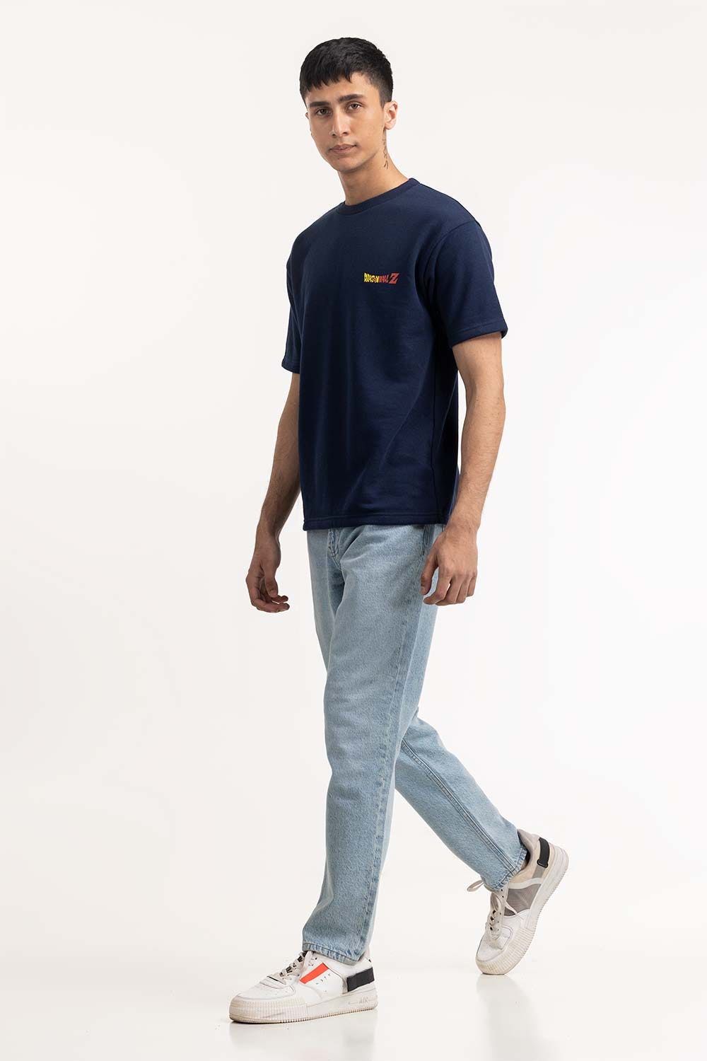 https://cdn.shopify.com/s/files/1/0706/3253/8159/files/blue_t-shirt_224-113-034_3.jpg?v=1758454709