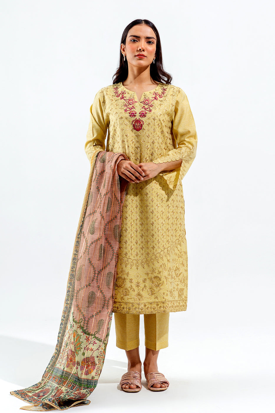 3 Piece Embroidered Slub Suit (Luxury Pret)