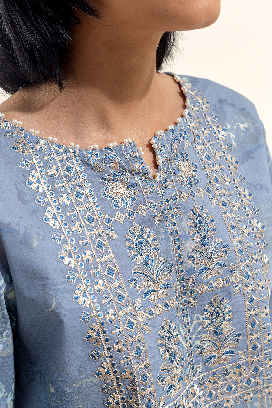 3 Piece Embroidered Lawn Suit-Pearl Grey (Unstitched)