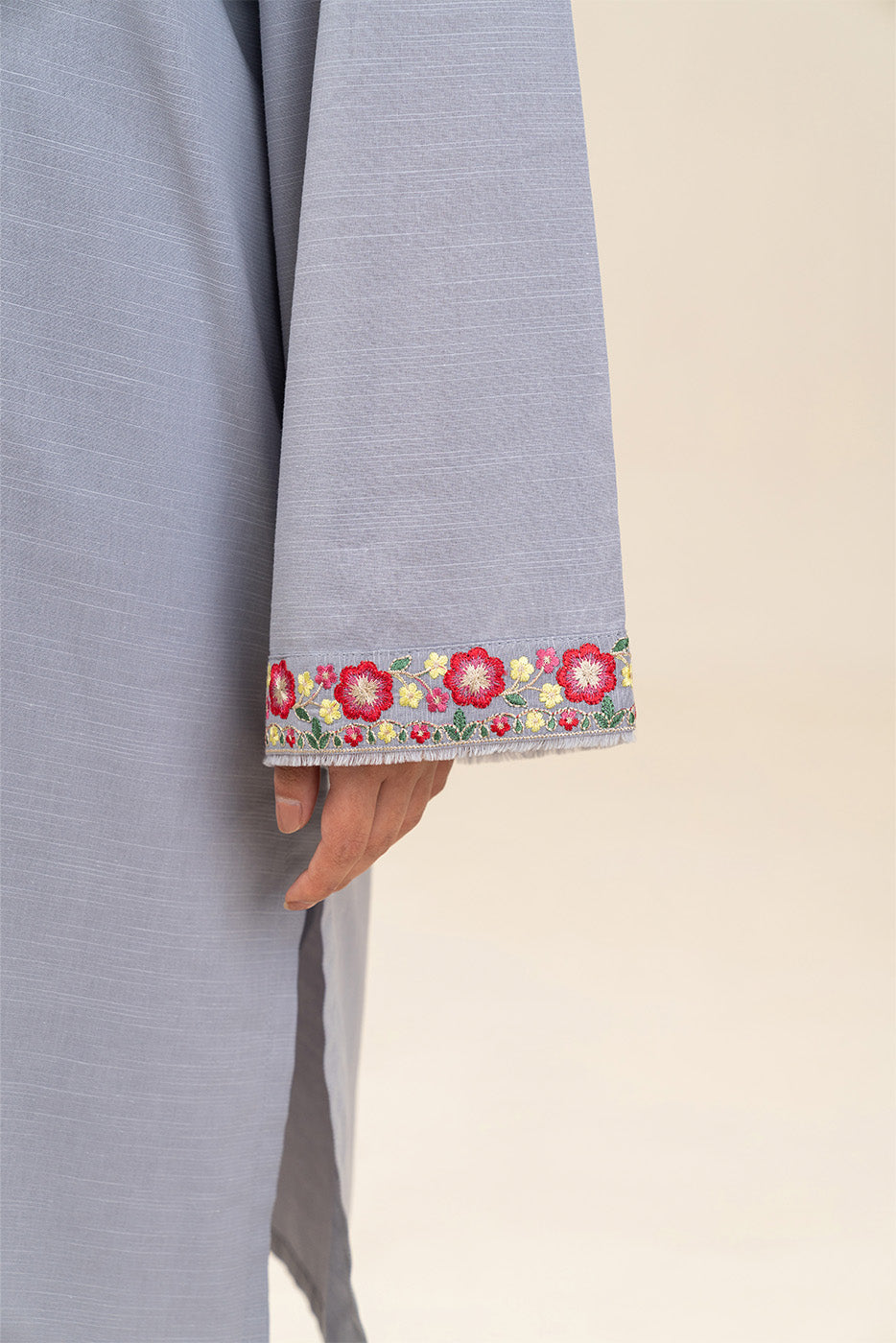 2 PIECE EMBROIDERED SLUB SUIT (PRET)