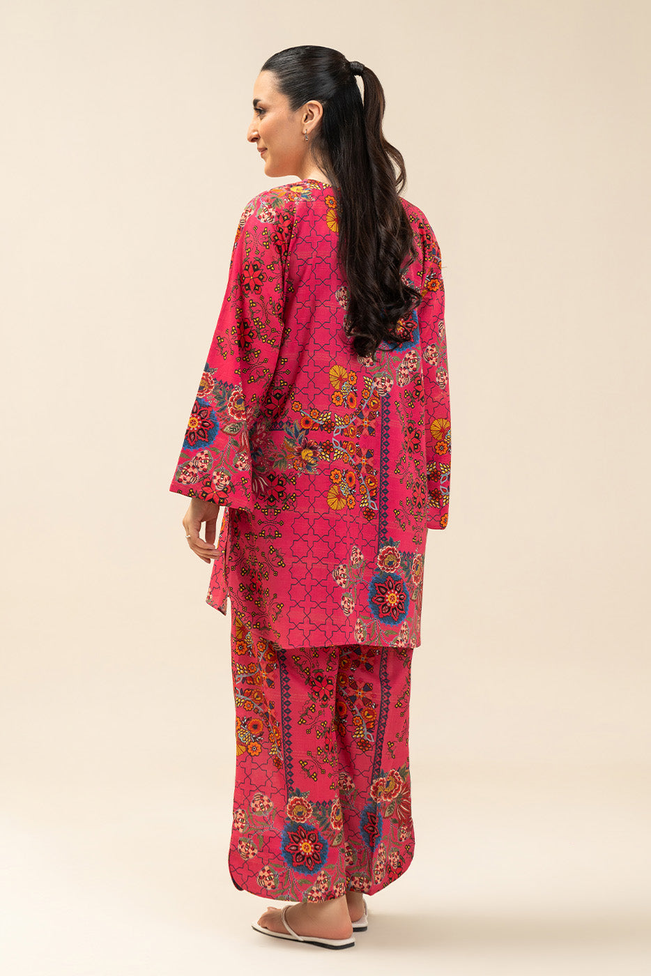 2 PIECE PRINTED LUREX LAWN SUIT (PRET)