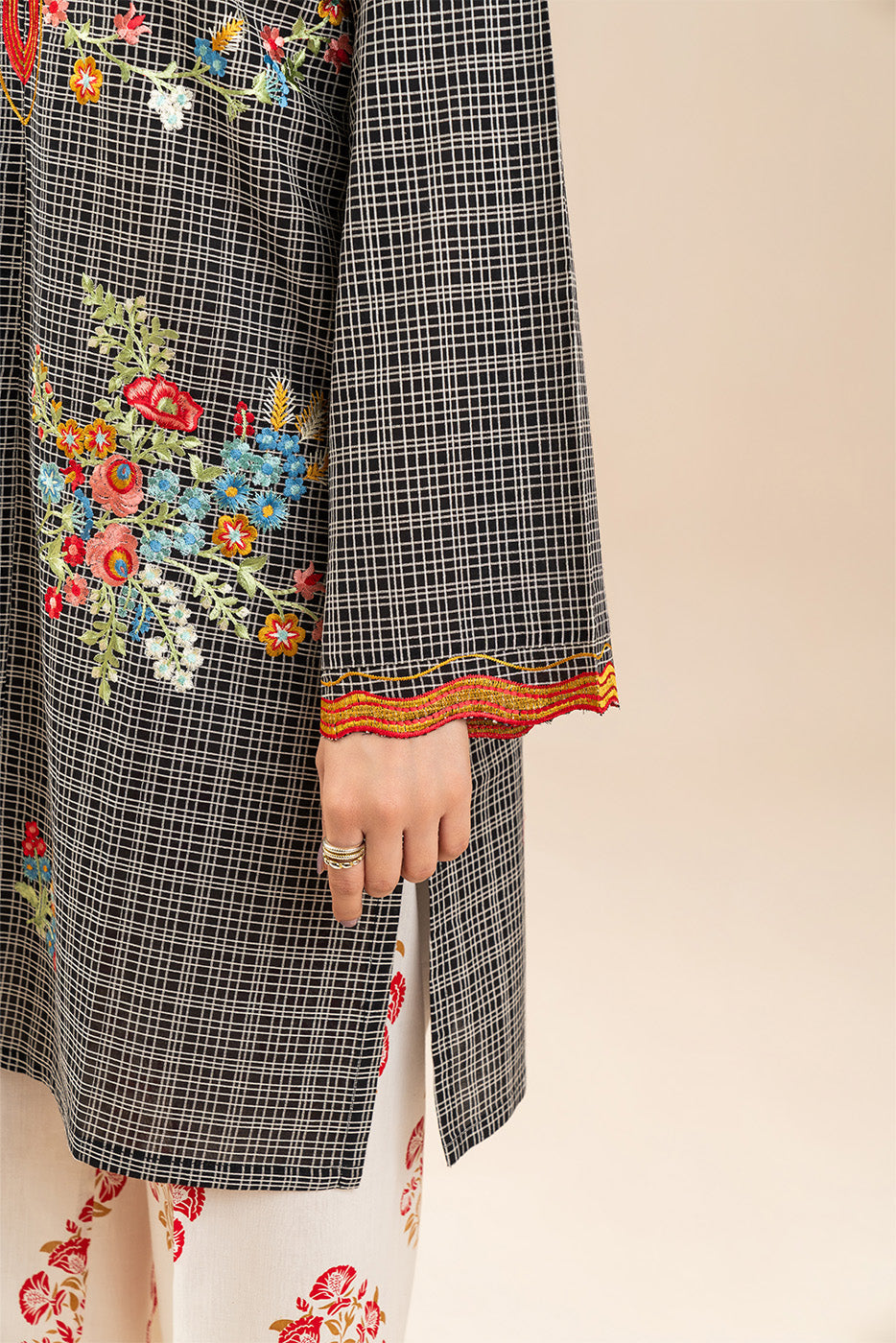 EMBROIDERED DORIA SHIRT (PRET)