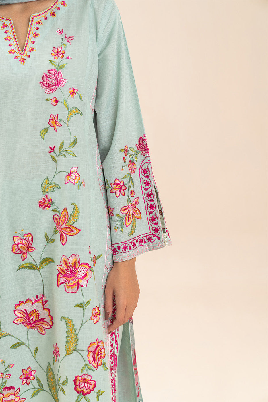 https://cdn.shopify.com/s/files/1/0488/9201/8848/files/bt1260003pr0168_5.jpg?v=1778664920