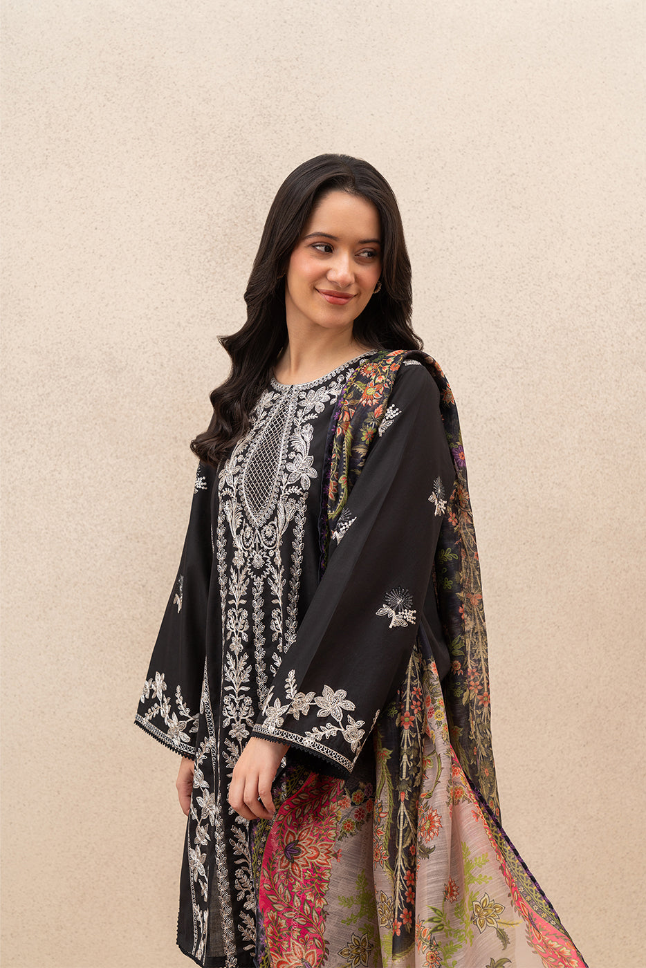 2 PIECE EMBROIDERED LAWN SUIT (PRET)