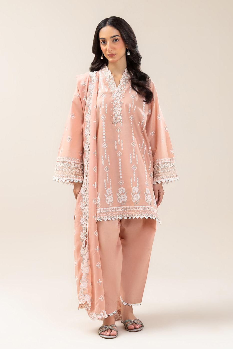 https://cdn.shopify.com/s/files/1/0488/9201/8848/files/bt12601un004192a.jpg?v=1779783731