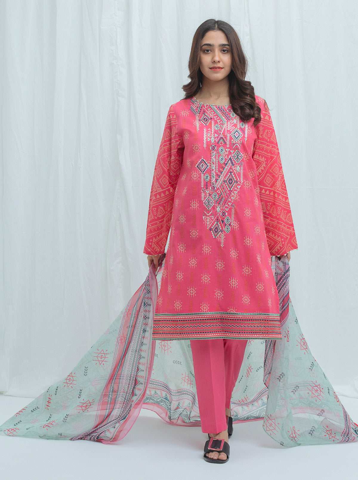 AMOUR PINK-EMBROIDERED-2P