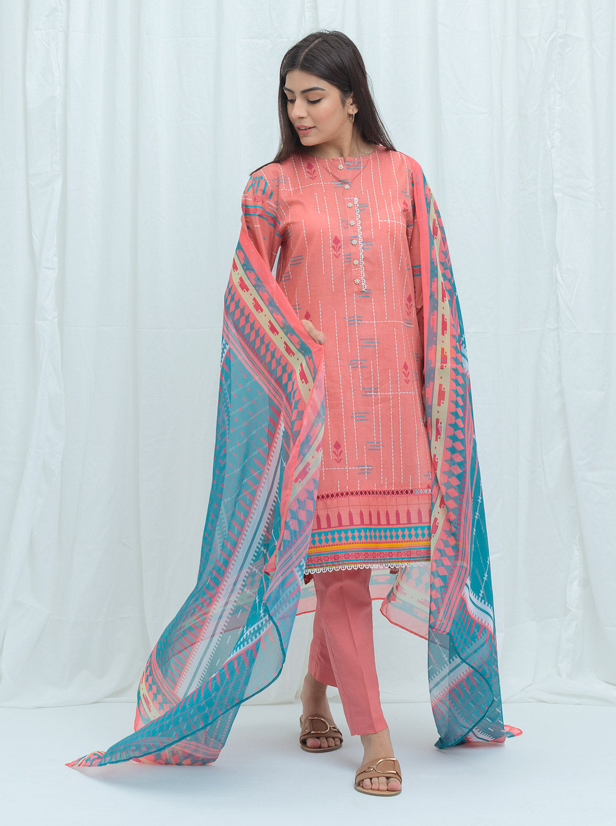 Design 8A Luxury Lawn 2025 Unstitched
