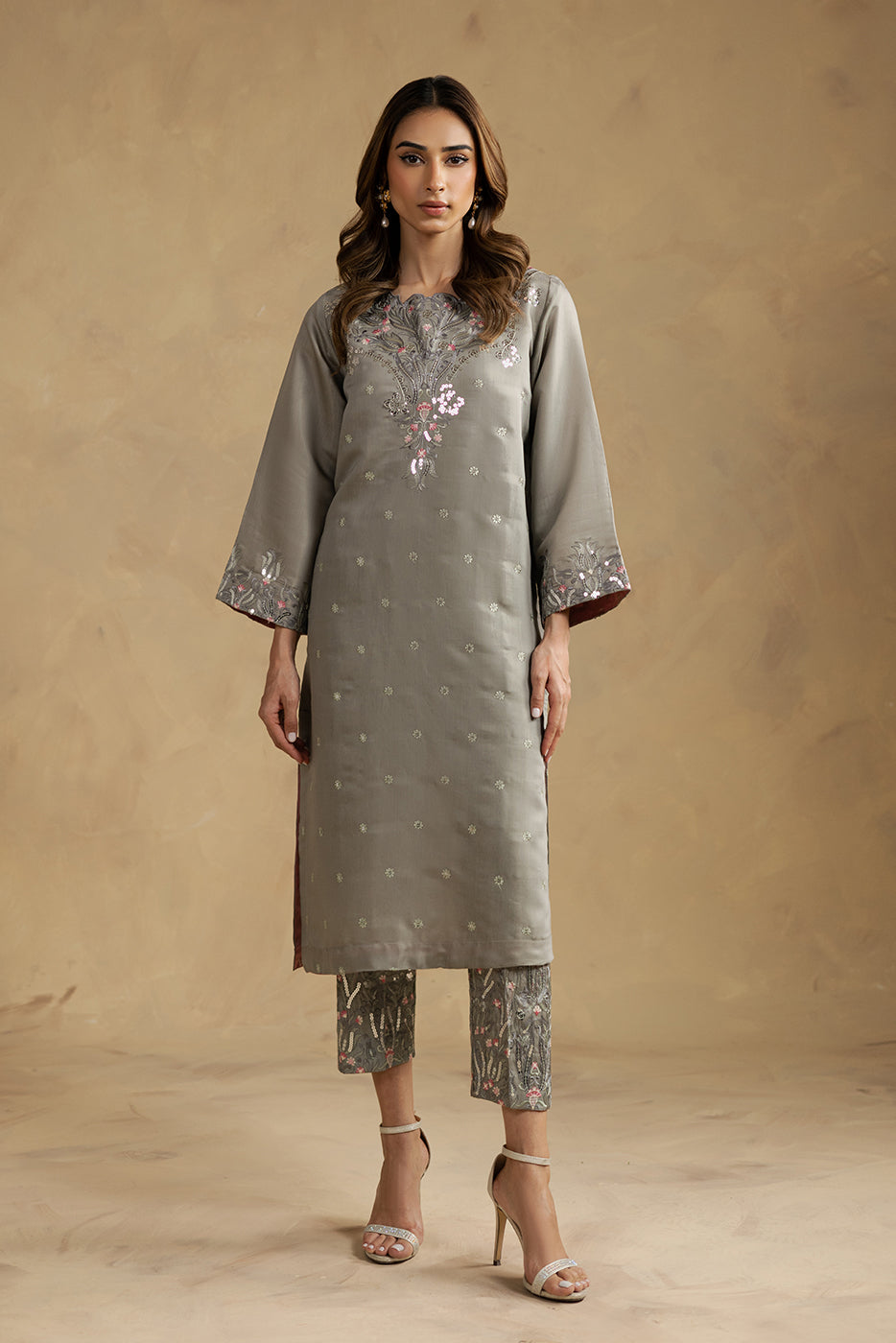 2 Piece Embroidered Silk Suit (Luxury-Pret)