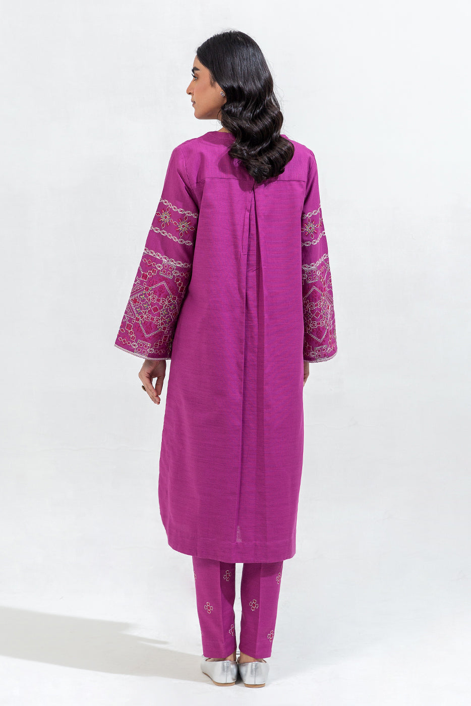 2 Piece Embroidered Khaddar Suit (Pret)