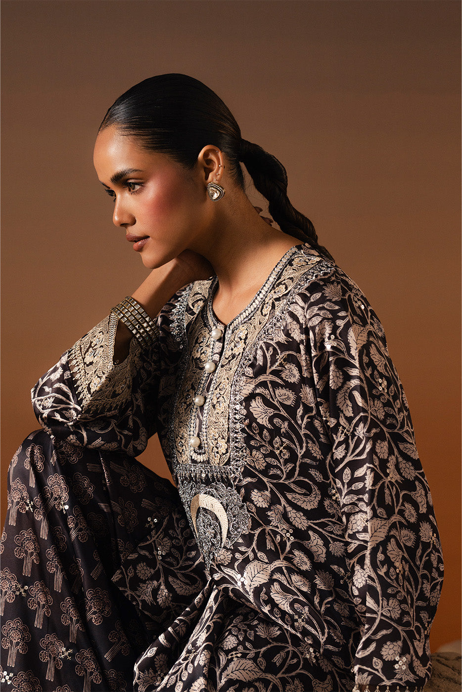 2 PIECE EMBROIDERED SHAMOZE SILK SUIT (LUXURY PRET)
